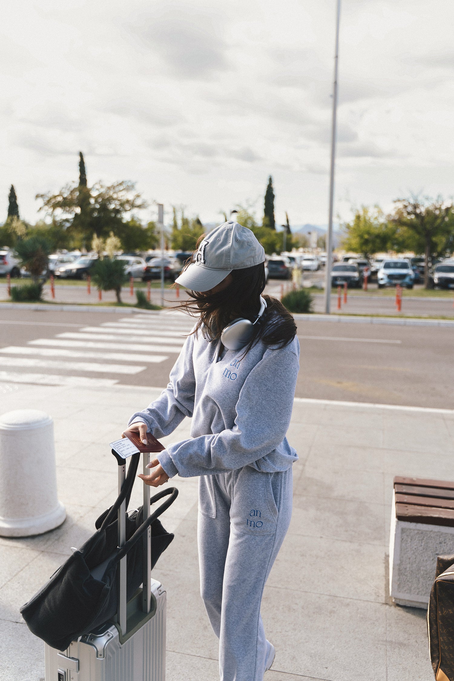 Iconic soft gray velvet set