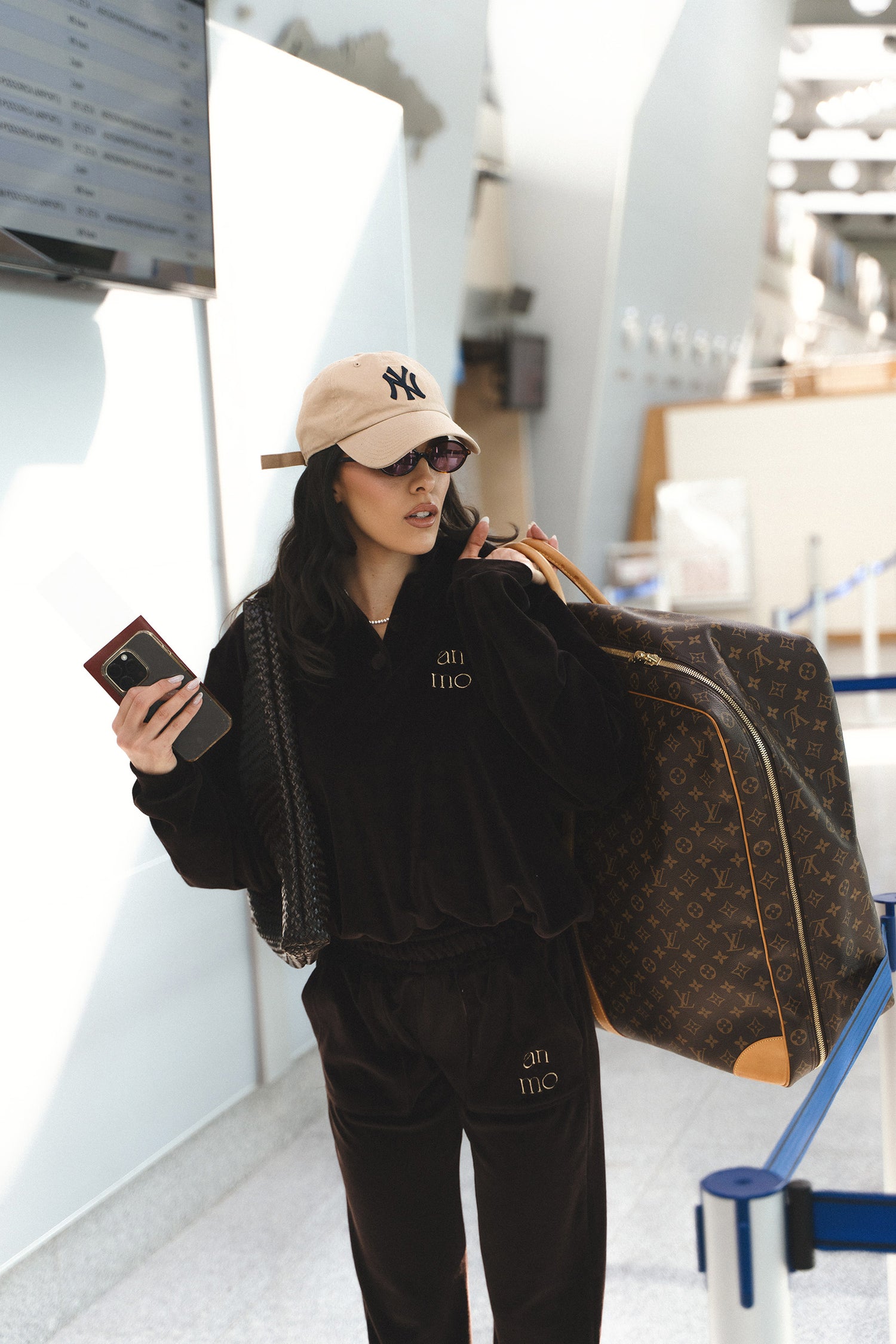 Iconic espresso brown set