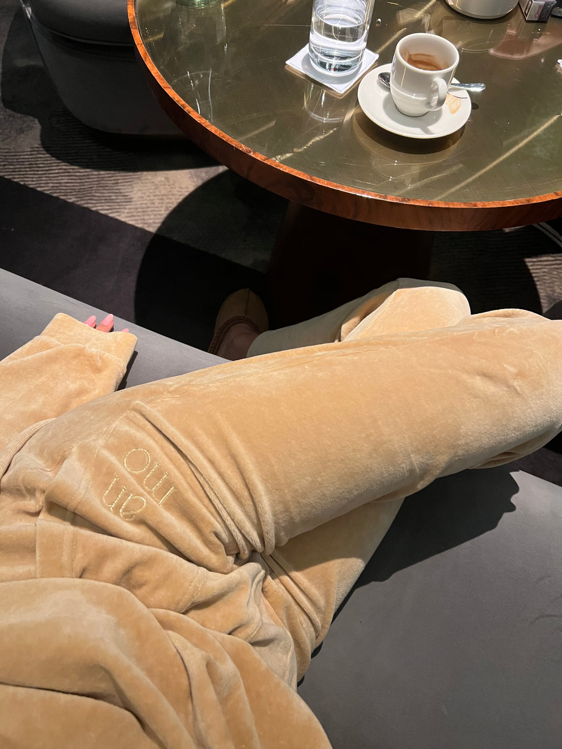 Iconic Cappuccino set for the classic minimalist