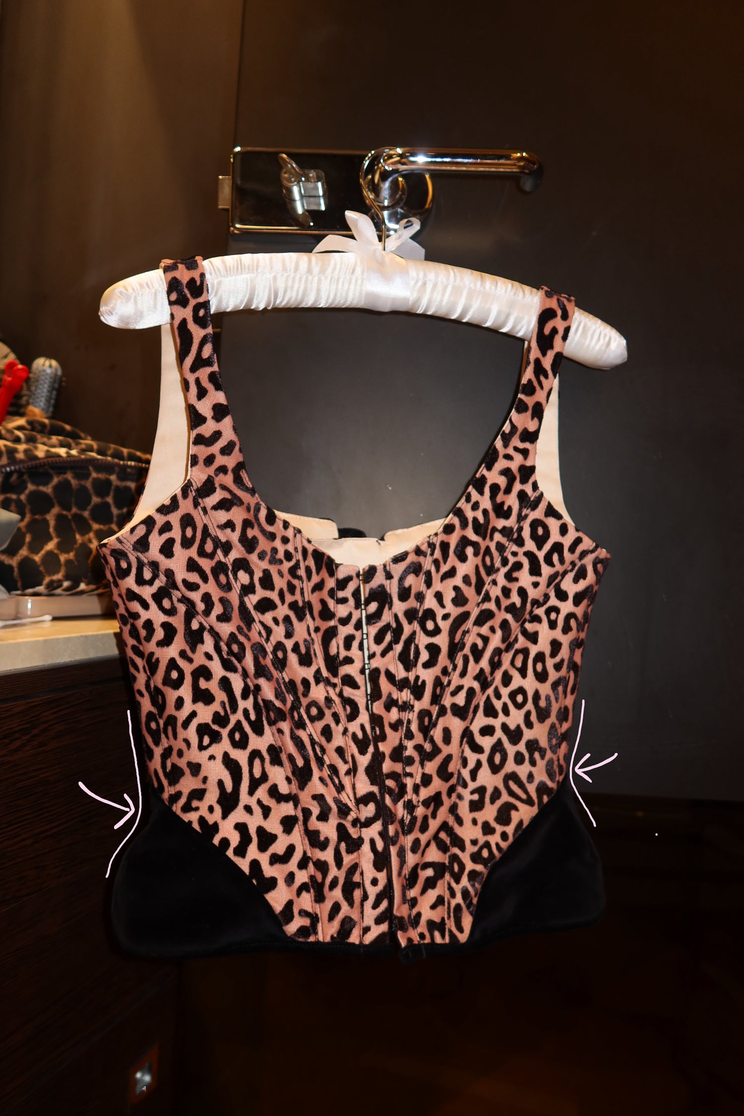 Leo corset