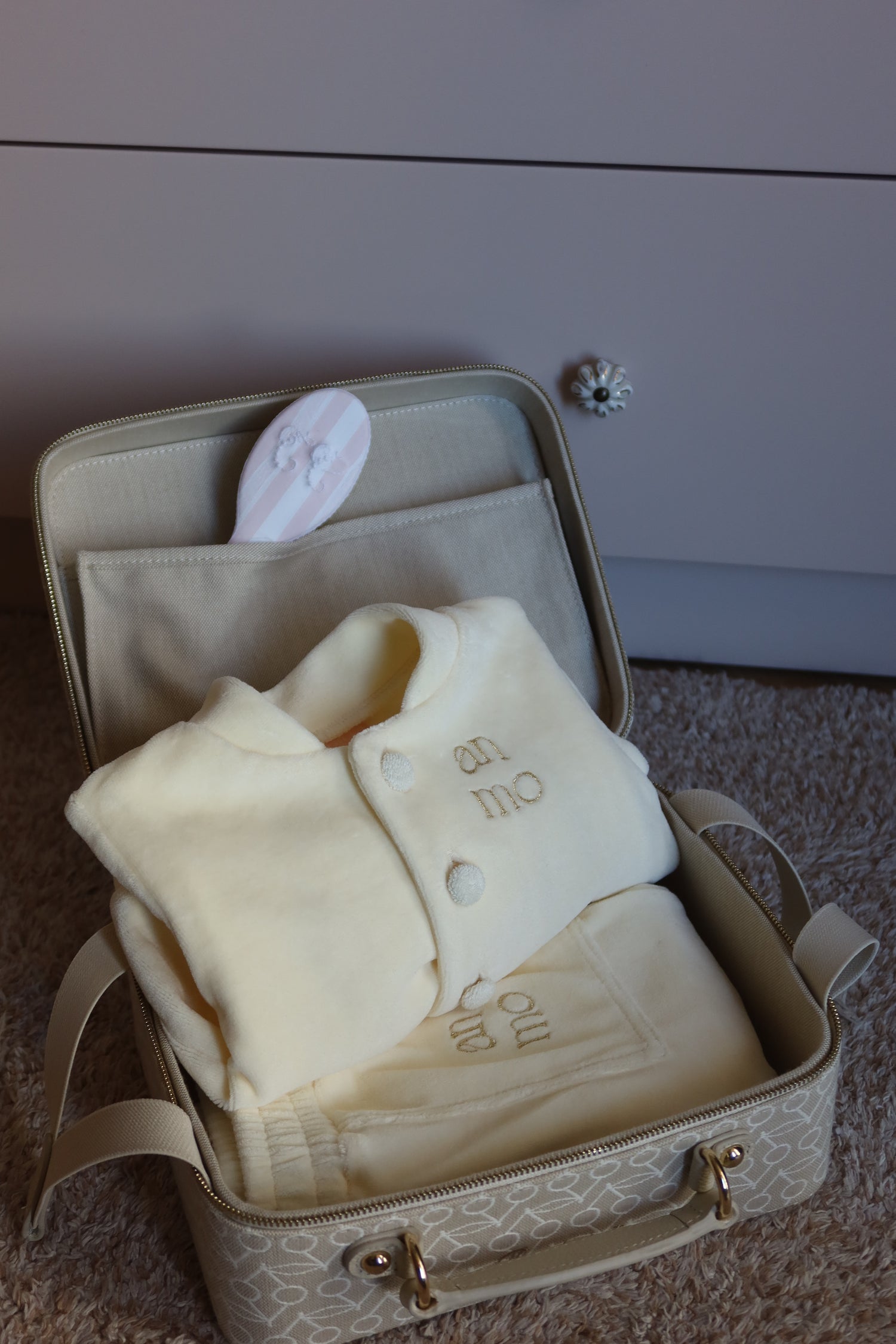 Anmo vanilla baby set