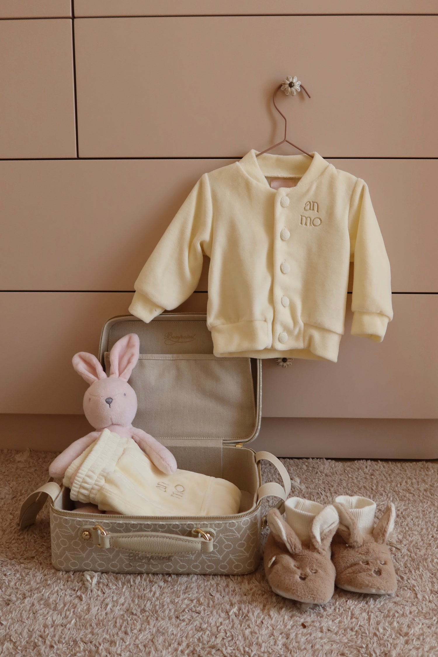 Anmo vanilla baby set