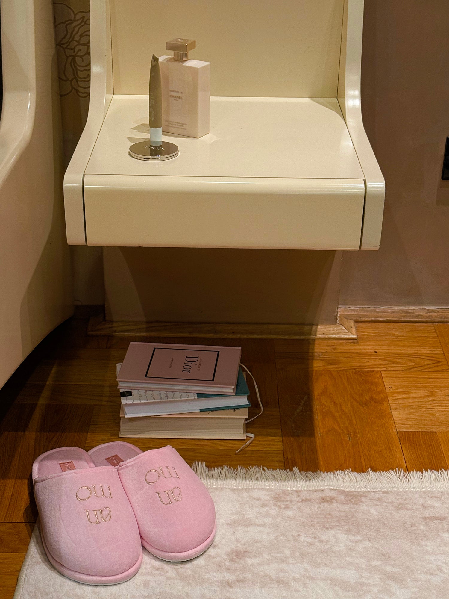 Soft Anmo slippers / Baby pink